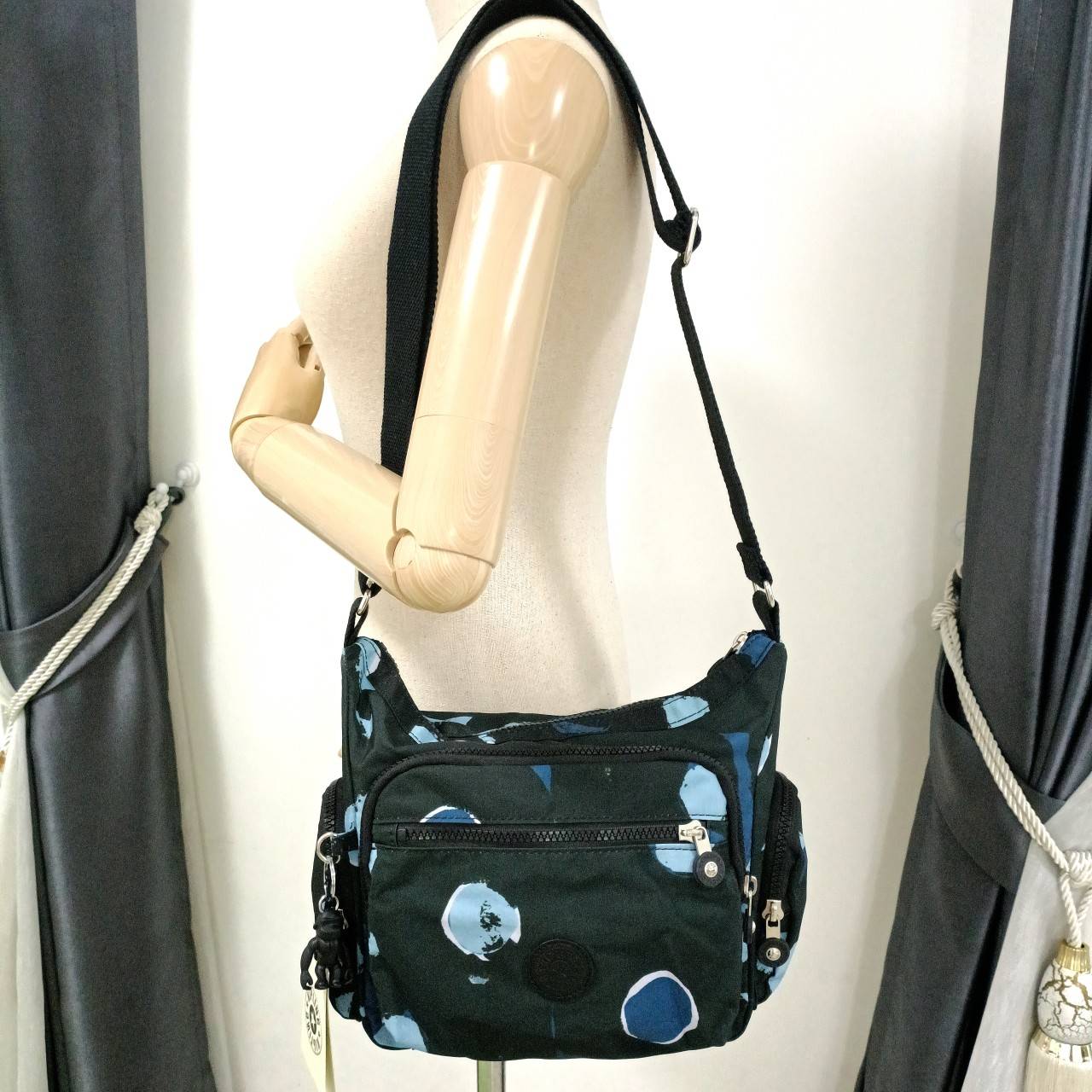 K.I.P.L.I.N.G City Crossbody Bag