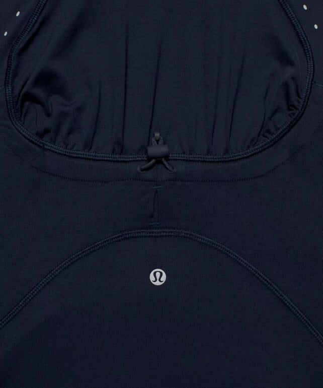 L.U.L.U.L.E.M.O.N Lightweight Performance Hijab