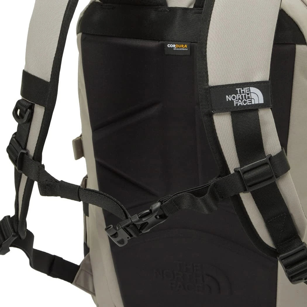T.H.E N.O.R.T.H F.A.C.E DUAL PRO III Backpack