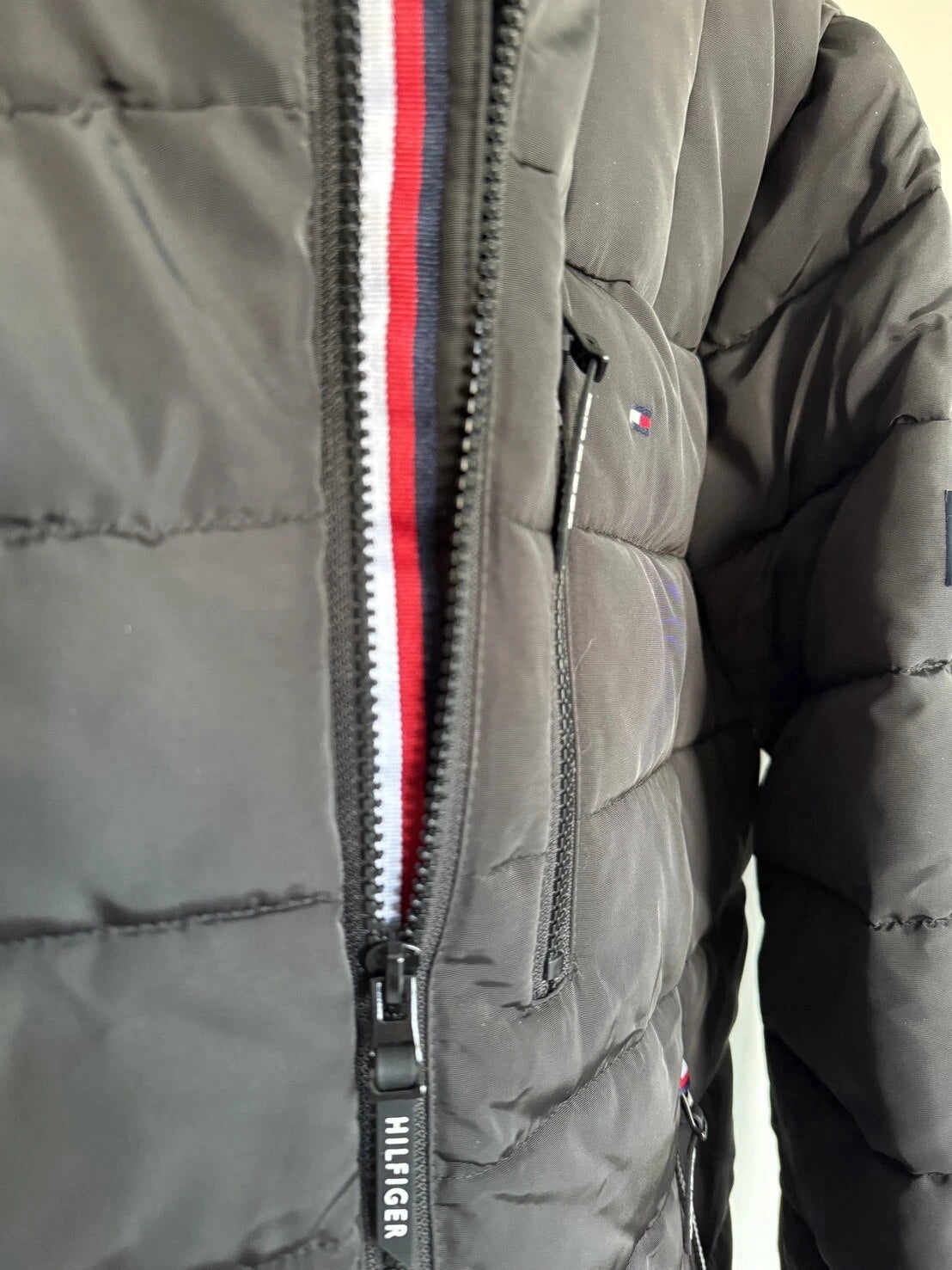 T.o.m.m.y H.i.l.f.i.g.e.r Men's Black Quilted Puffer Sherpa Hood Lined Jacket