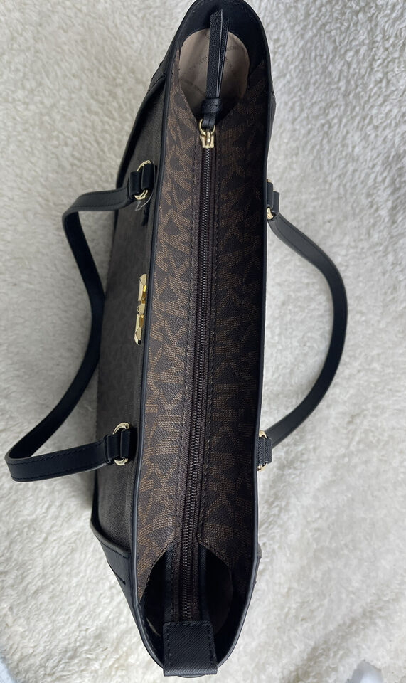 M.I.C.H.A.E.L. K.O.R.S.  SYLVIA MEDIUM TOTE HANDBAG