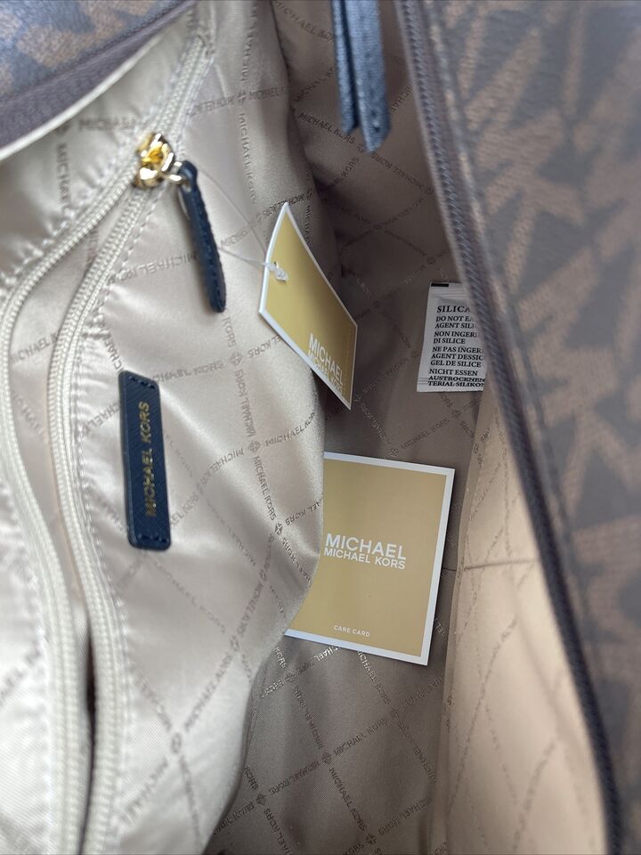 M.I.C.H.A.E.L. K.O.R.S.  SYLVIA MEDIUM TOTE HANDBAG