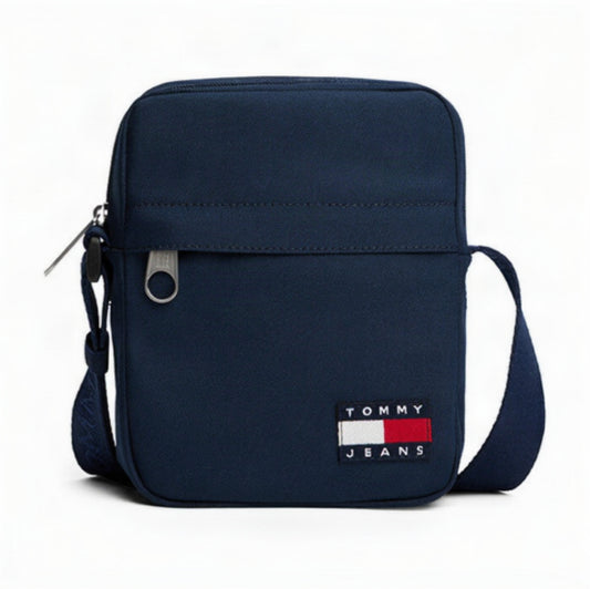 T.O.M.M.Y JEANS Essential Reporter Bag