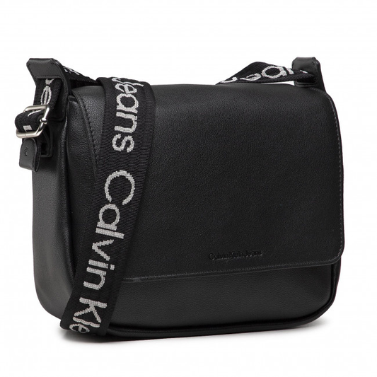 CALVIN KLEIN JEANS Ultralight Flap Crossbody Bag