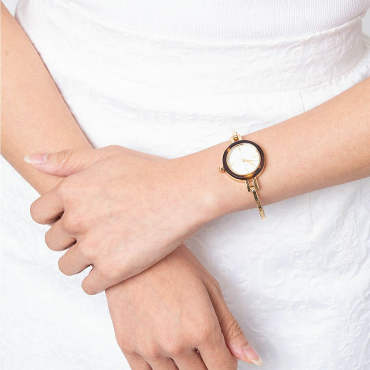 T.O.R.Y B.U.R.C.H Gigi Bangle Analog Watch Multicolor