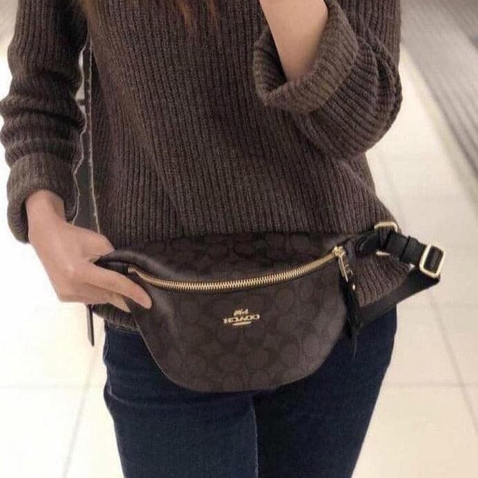 COACH BELT BAG IN SIGNATURE CANVAS (Waist Bag)