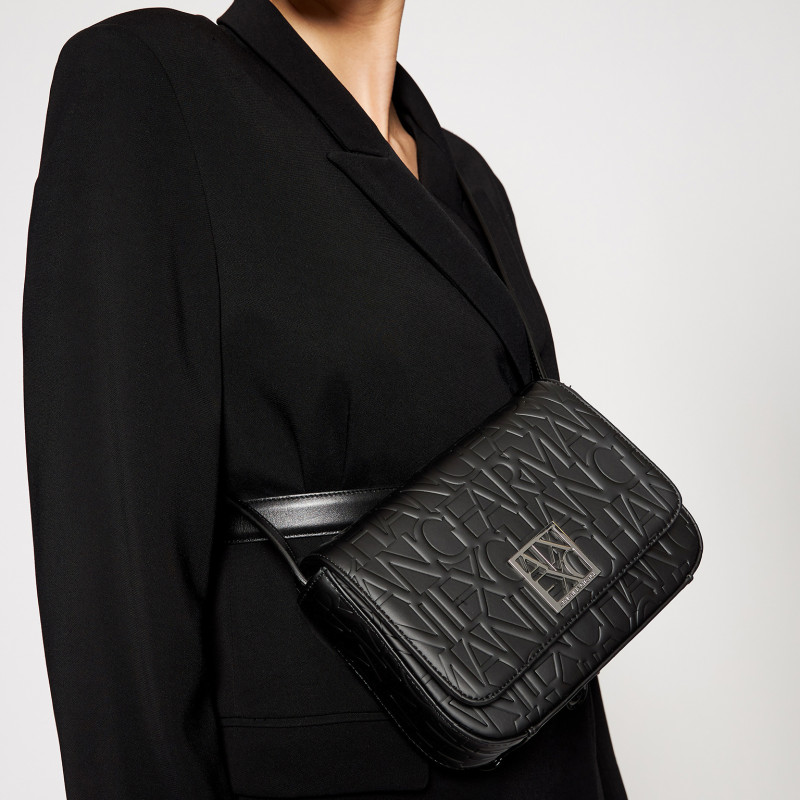 A.R.M.A.N.I  E.X.C.H.A.N.G.E Messenger/Crossbody Bag Flap with Magnetic Snap