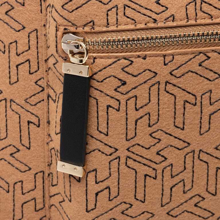 TOMMY HILFIGER Iconic Tommy Backpack Monogram