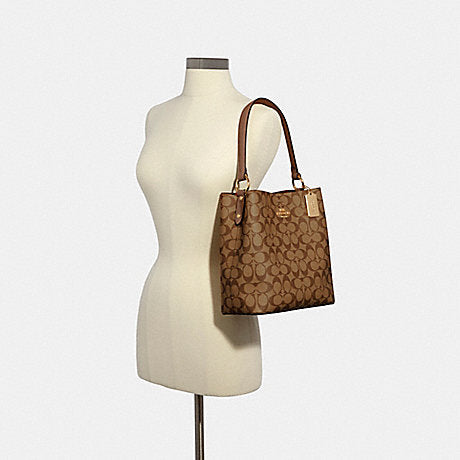 COACH Town Bucket Bag/Tote Bag with Detachable Strap for Shoulder/Crossbody Wear