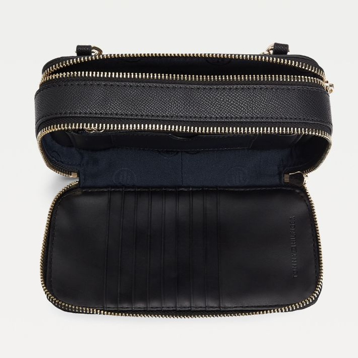 TOMMY HILFIGER Honey Mini Chain Crossover Quilt Crossbody Bag