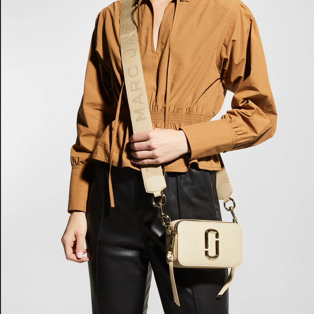 THE MARC JACOBS Snapshot Small Camera Bag with Detachable Strap for Shoulder/Crossbody Wear