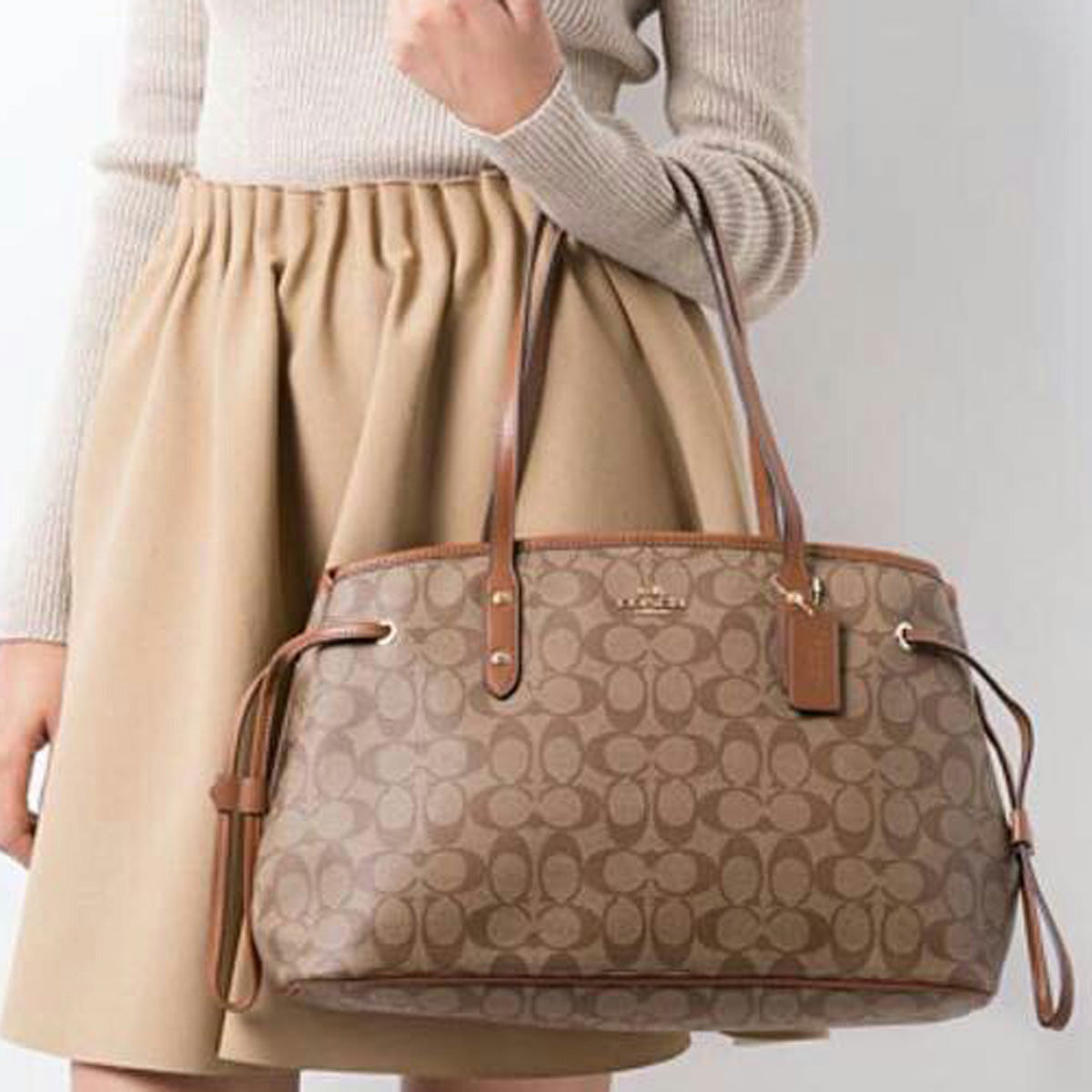 COACH Drawstring Carryall Satchel Shoulder Bag Signature