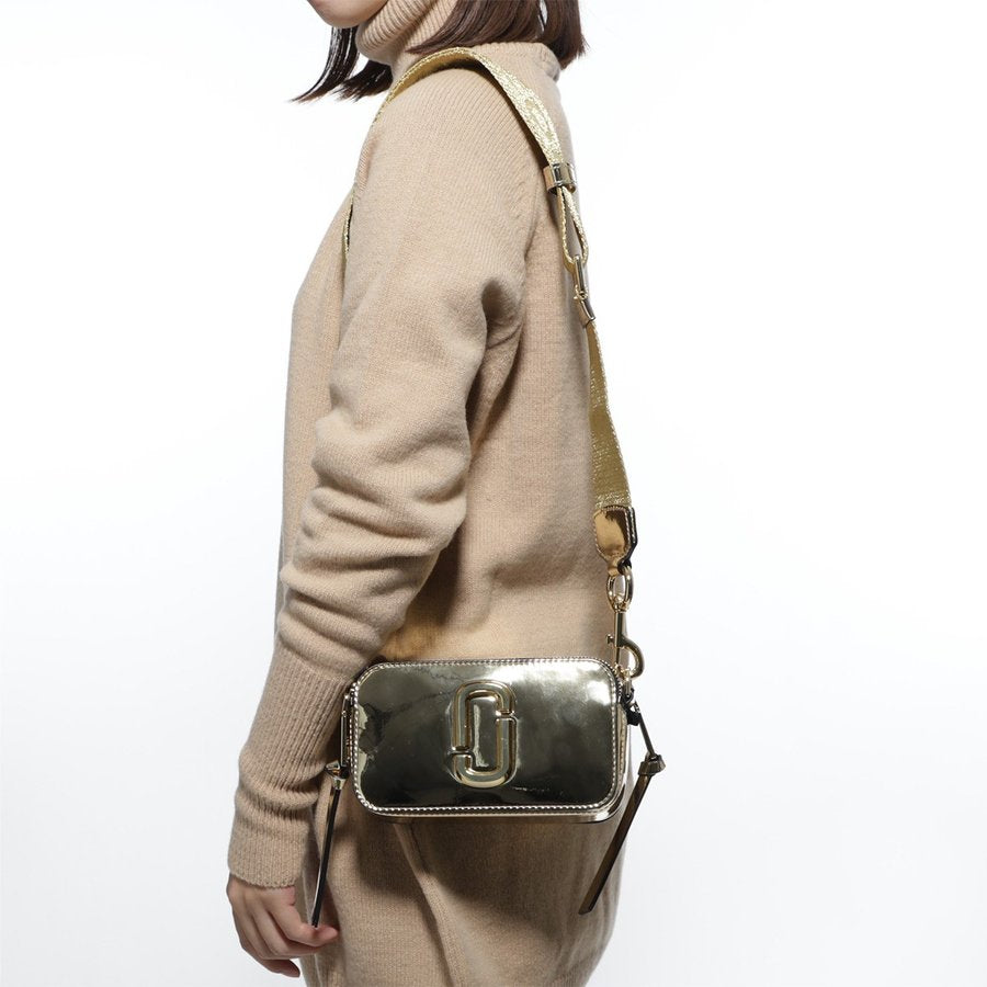 THE MARC JACOBS Snapshot Small Camera Bag with Detachable Strap for Shoulder/Crossbody Wear