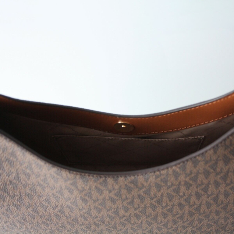 M.I.C.H.A.E.L K.O.R.S Joan Medium Magnetic Snap Shoulder Bag